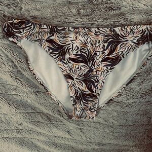 Women’s Floral Bikini Bottom - Blue, yellow & White nwot Size XXL